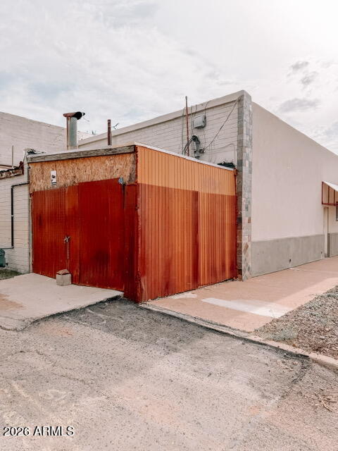 607 E 12TH Street