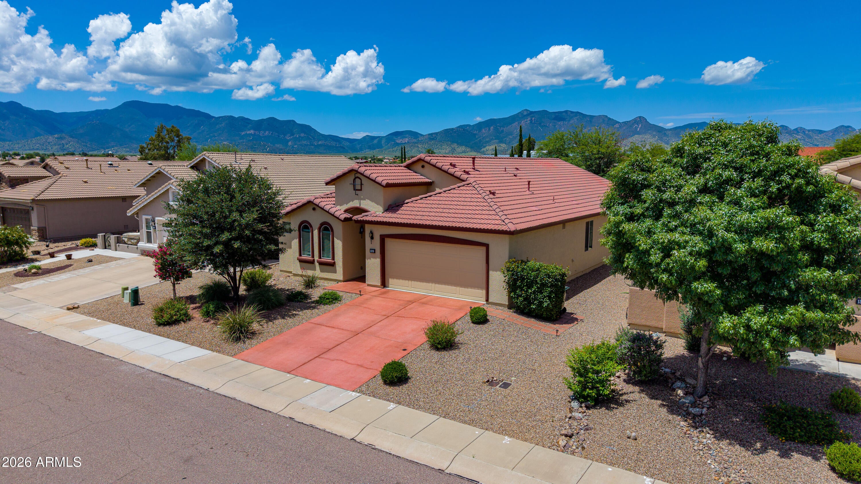 1898 OAK WINDS Drive