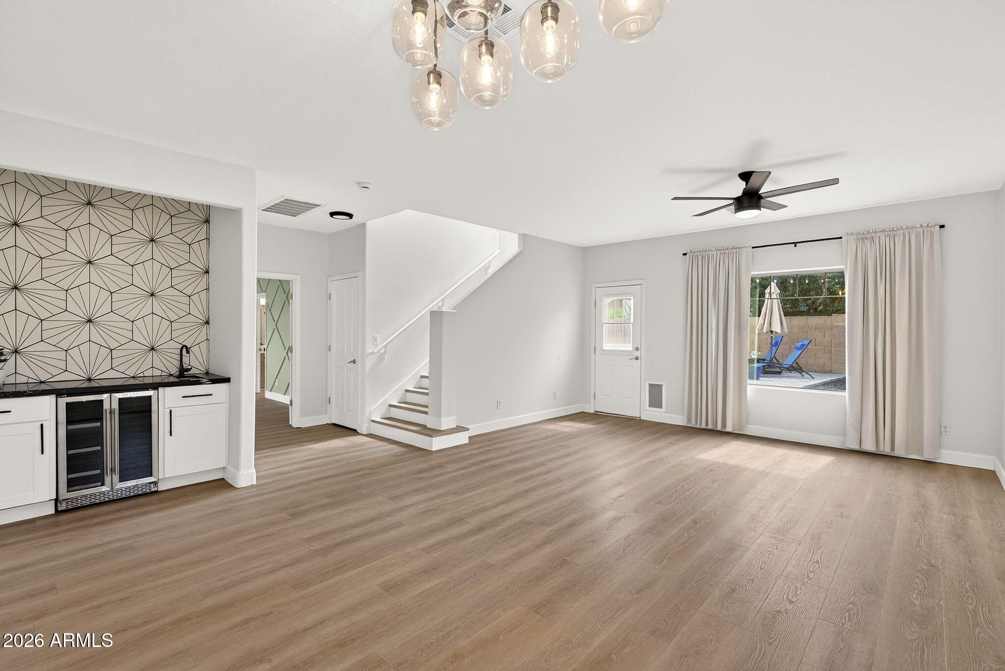 3465 E VERNON Street