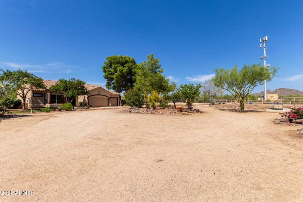 Photo of 26815 N 79th Street, Scottsdale, AZ 85266 (MLS # 6880042)