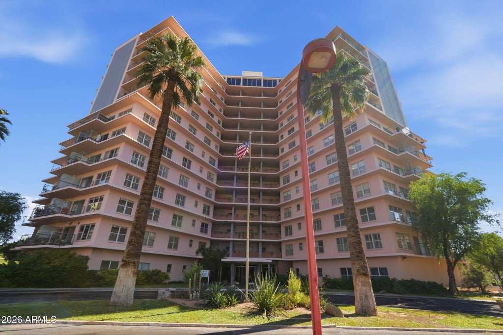 Photo of 2201 N Central Avenue #3F, Phoenix, AZ 85004 (MLS # 7088913)
