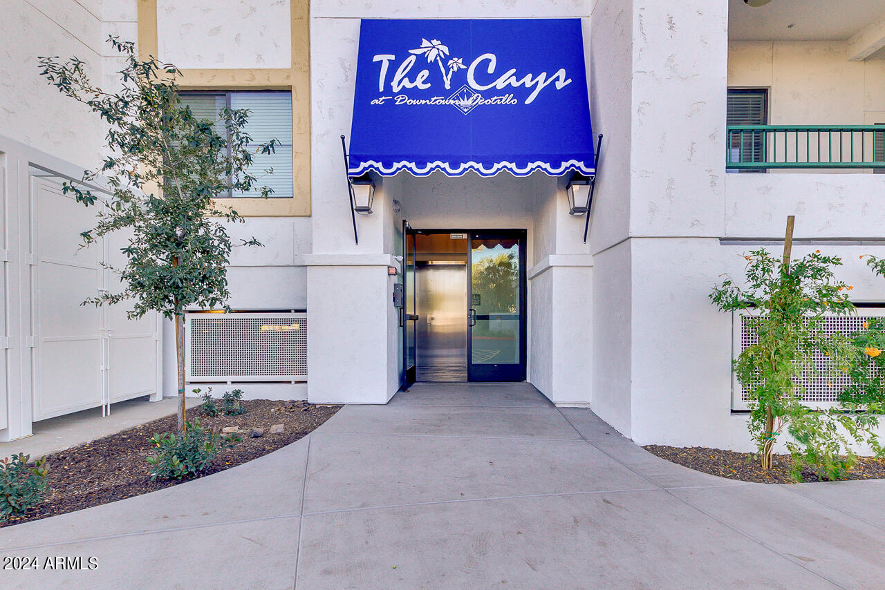 2511 W QUEEN CREEK Road 302