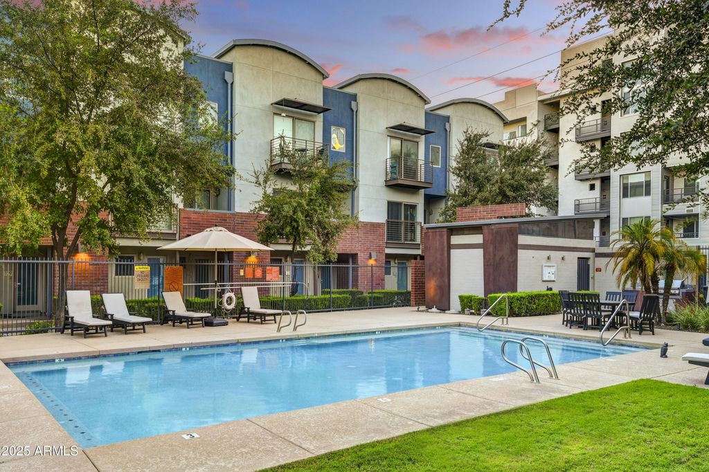 Photo of 525 W Lakeside Drive #140, Tempe, AZ 85281 (MLS # 6918253)