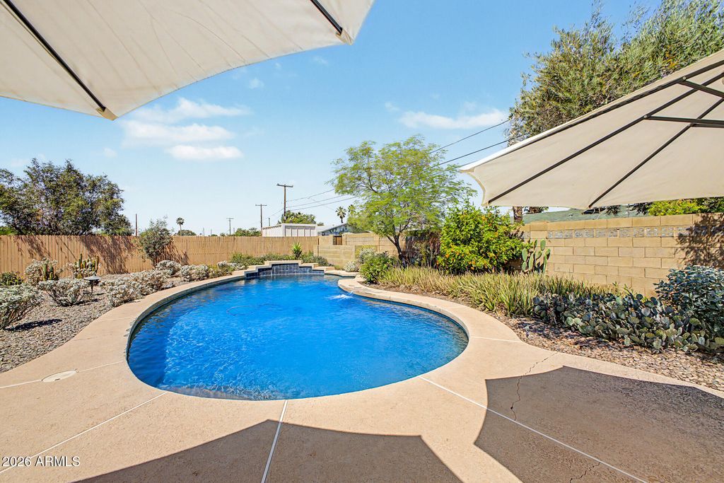 Photo of 624 W 17th Place, Tempe, AZ 85281 (MLS # 7015280)