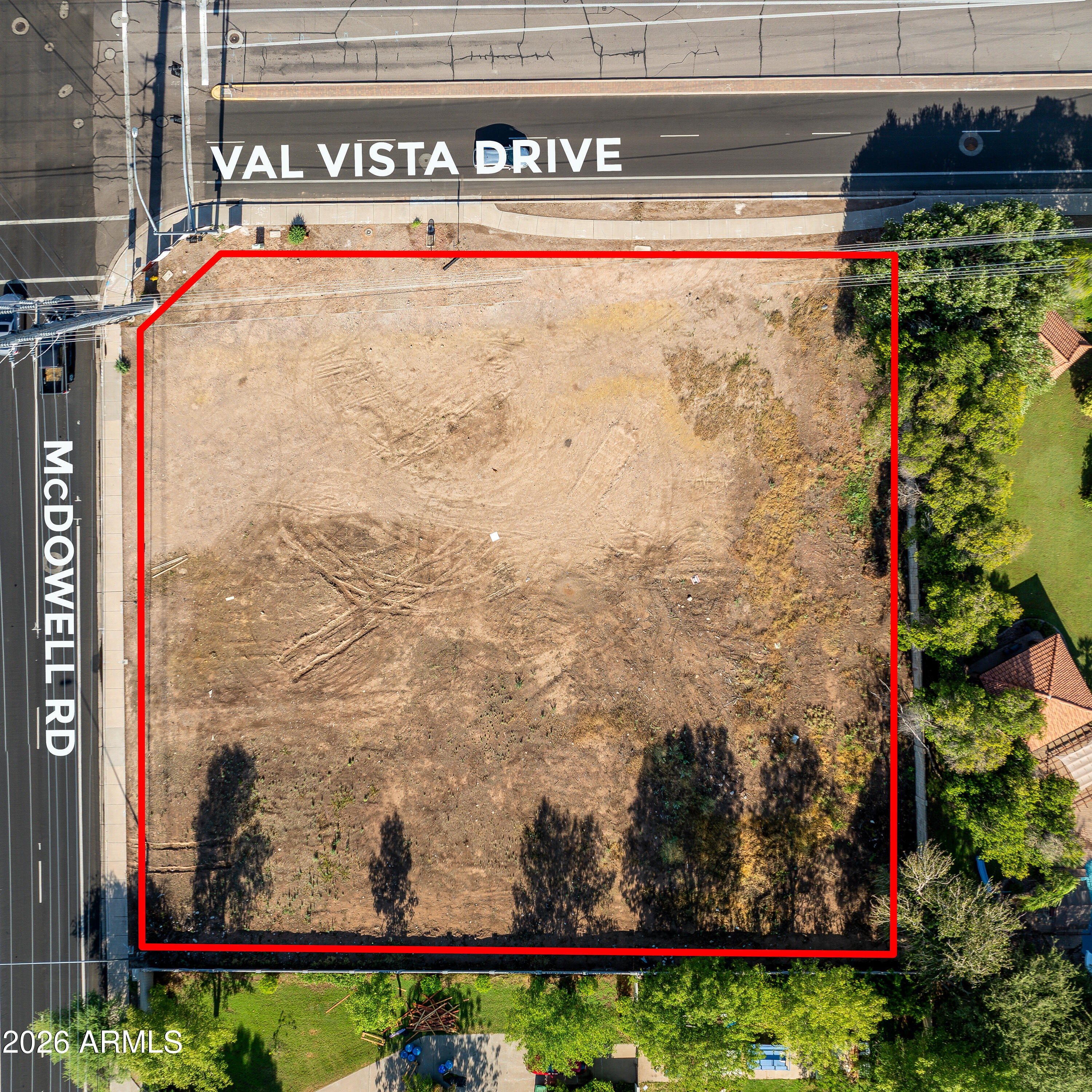 3618 E MCDOWELL Road -