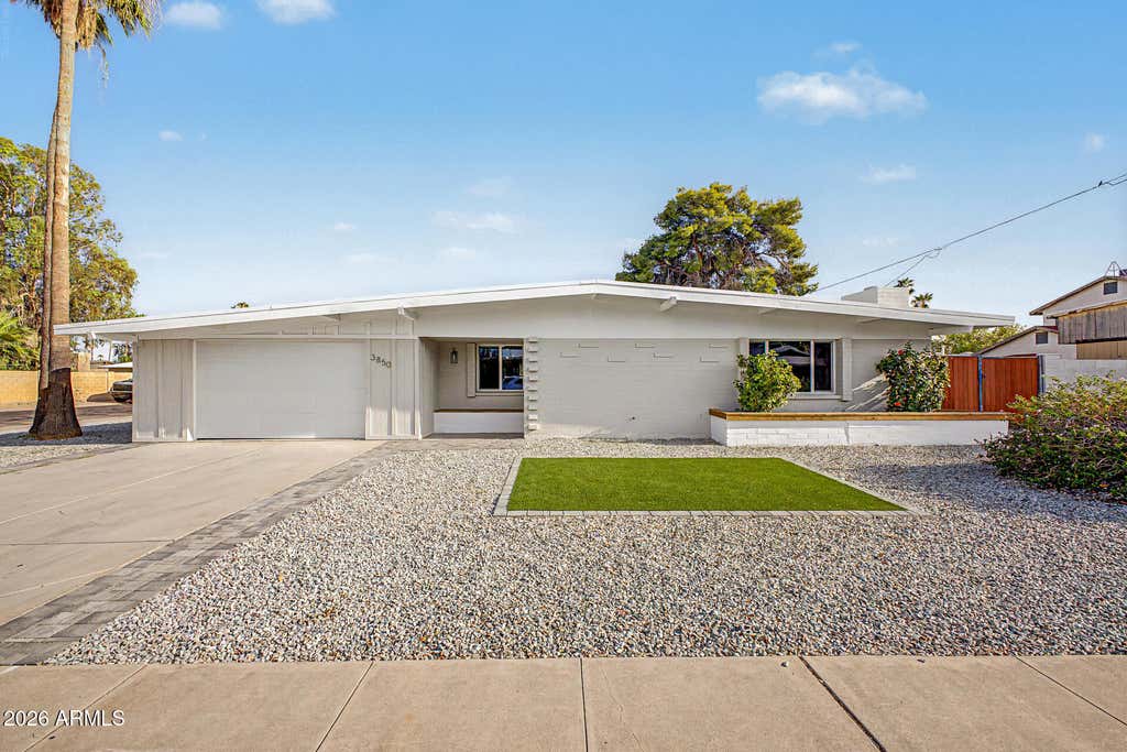 Photo of 3850 E Poinsettia Drive, Phoenix, AZ 85028 (MLS # 7052813)