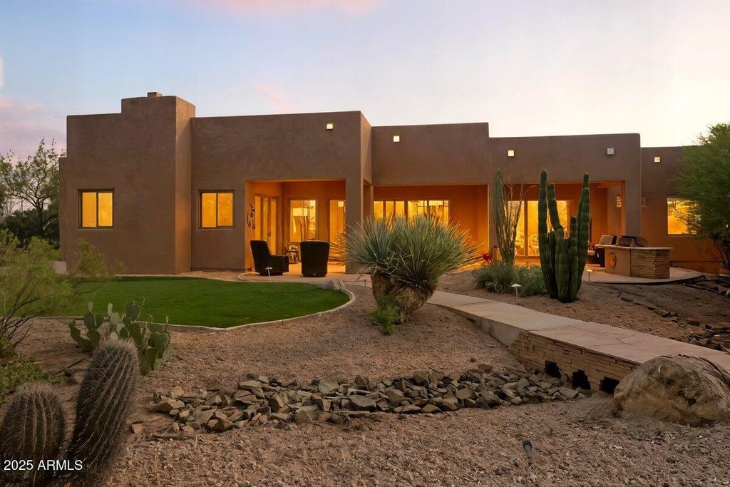 Photo of 6218 E Morning Vista Lane, Cave Creek, AZ 85331 (MLS # 6936388)