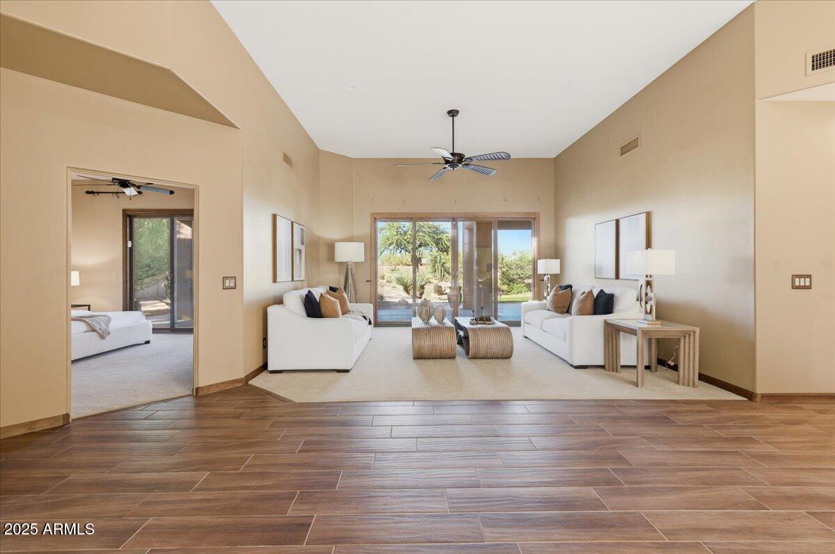 6218 E MORNING VISTA Lane