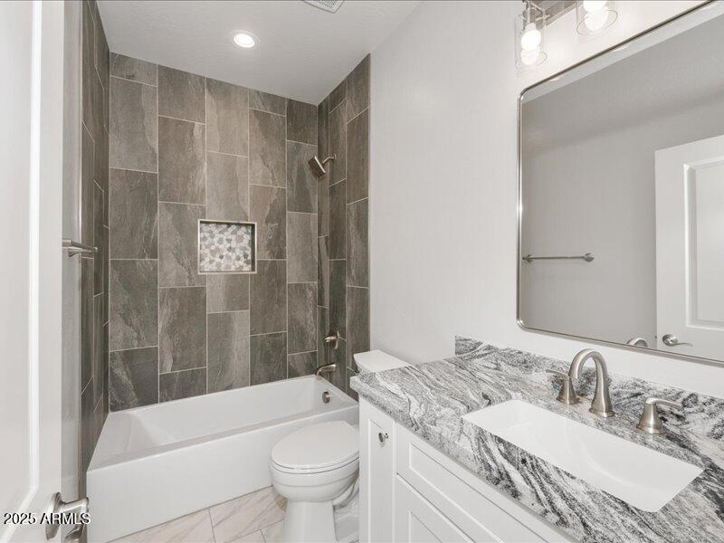 3805 N ESTRELLA Road