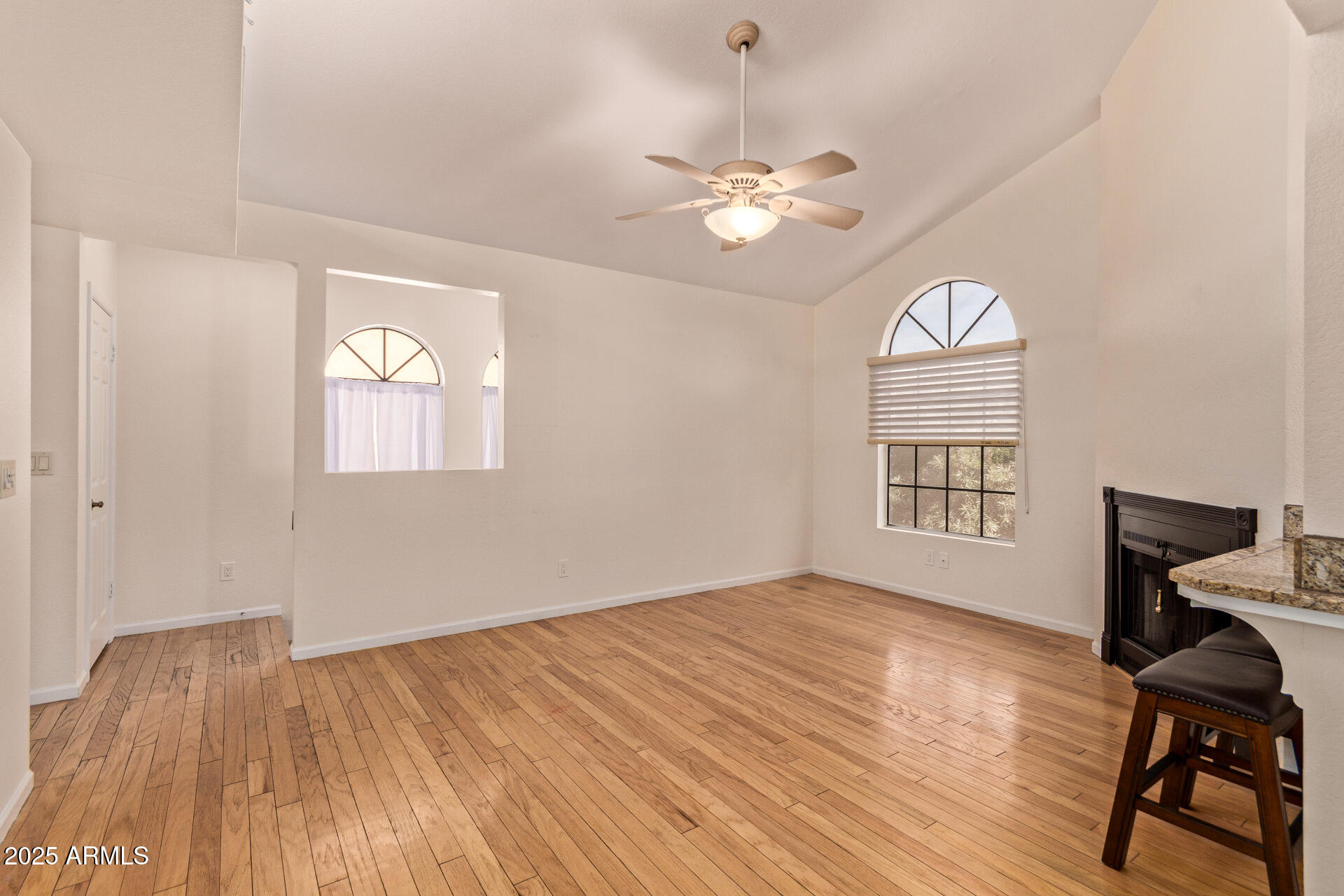 5640 E BELL Road 1023