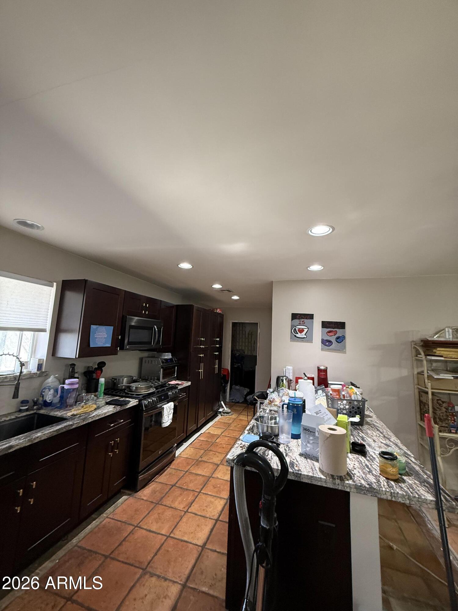 3730 W MESCAL Street