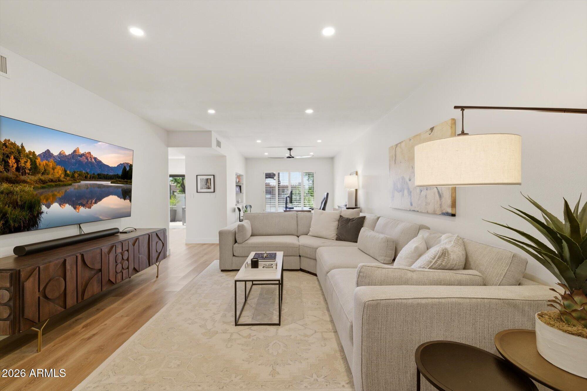 8167 E DEL CAVERNA Drive