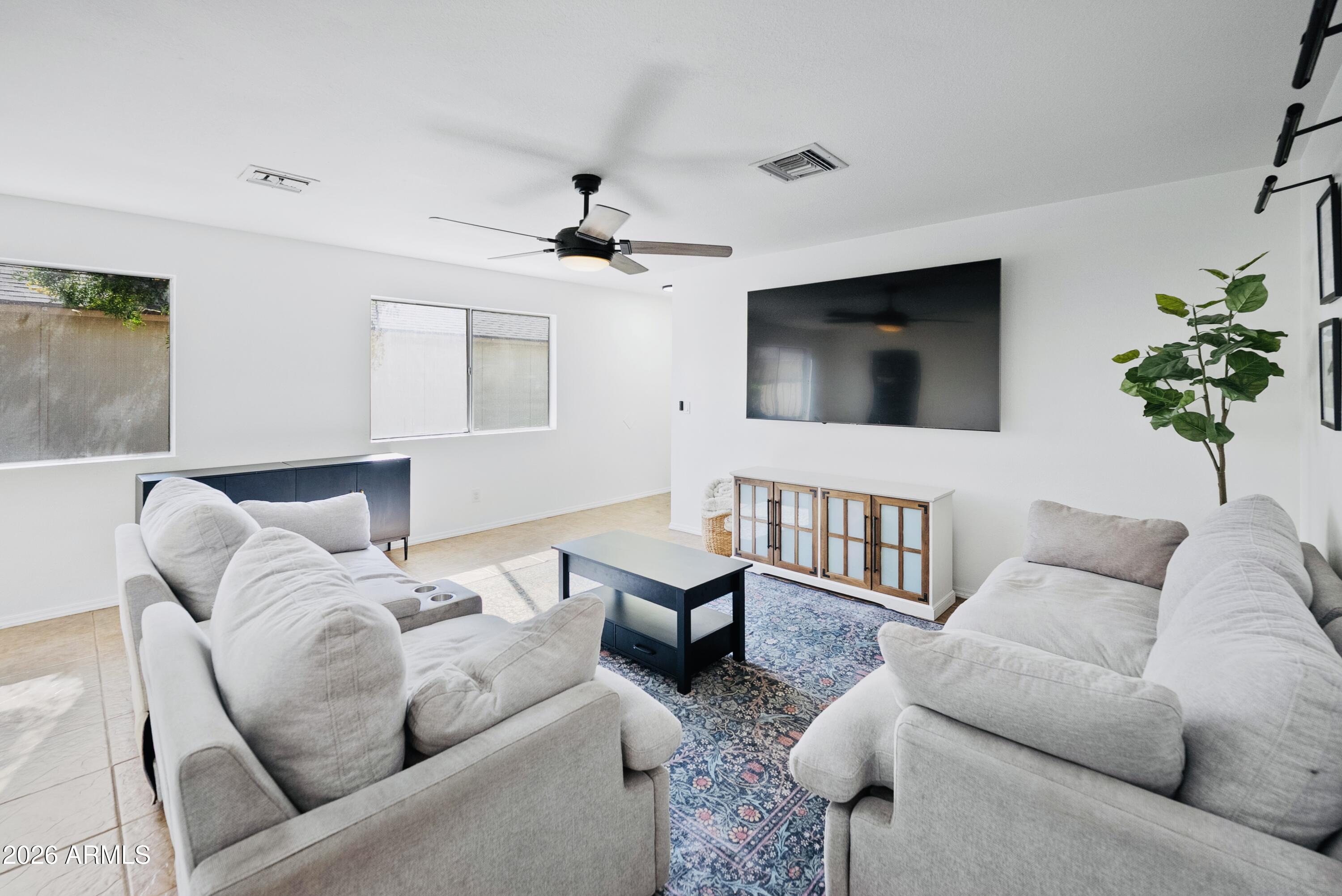 3026 E MICHIGAN Avenue