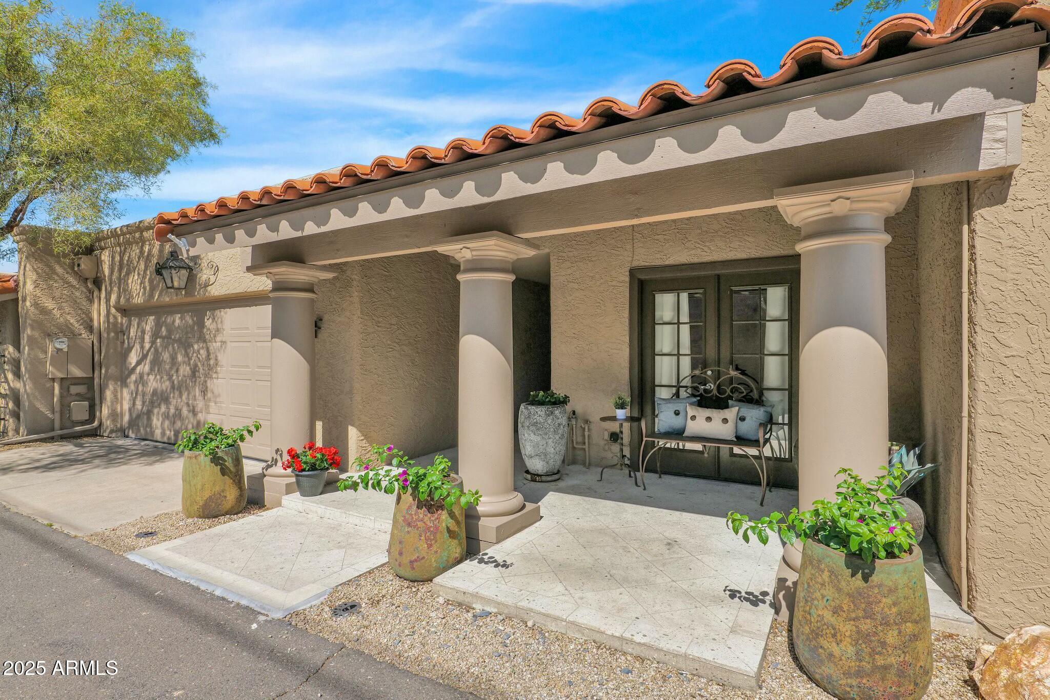 VILLA DEL SOL CONDOMINIUM - Residential