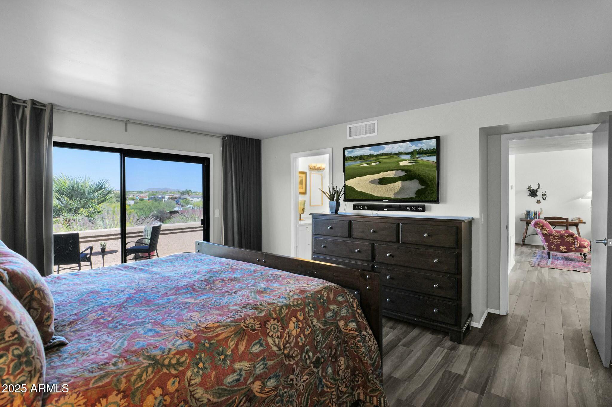 VILLA DEL SOL CONDOMINIUM - Residential