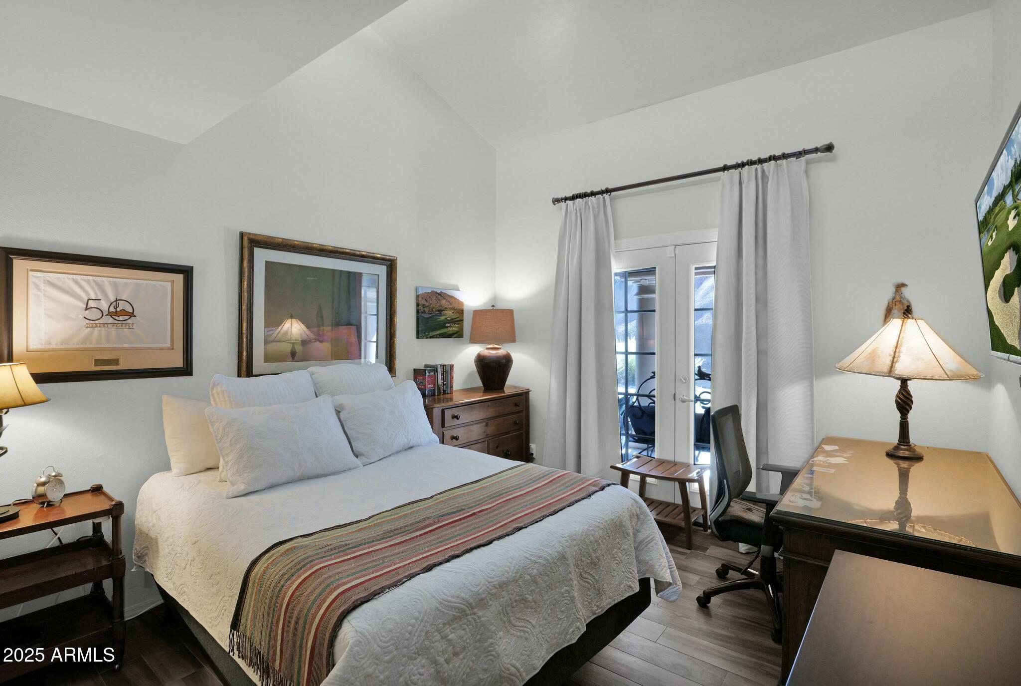 VILLA DEL SOL CONDOMINIUM - Residential