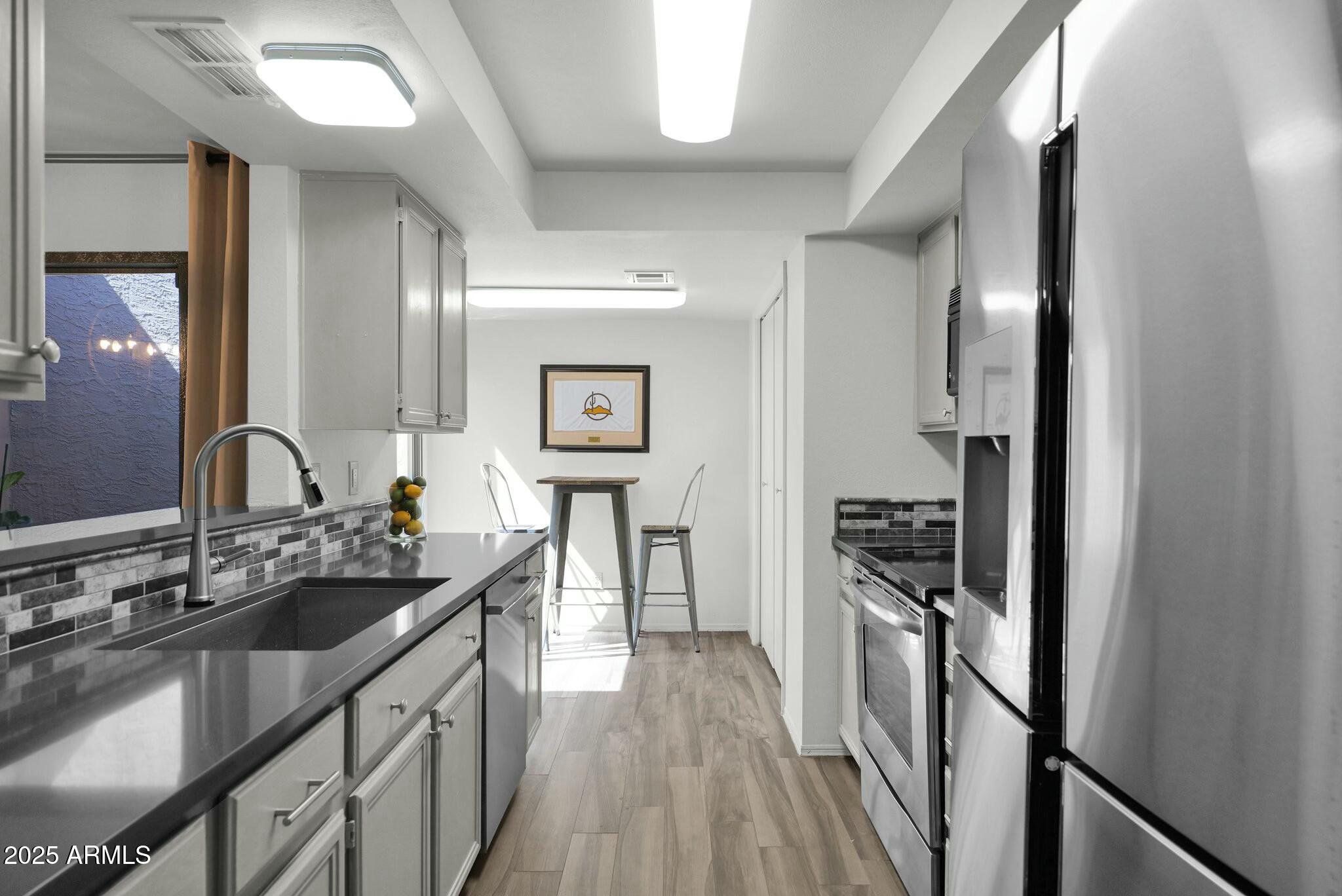 VILLA DEL SOL CONDOMINIUM - Residential