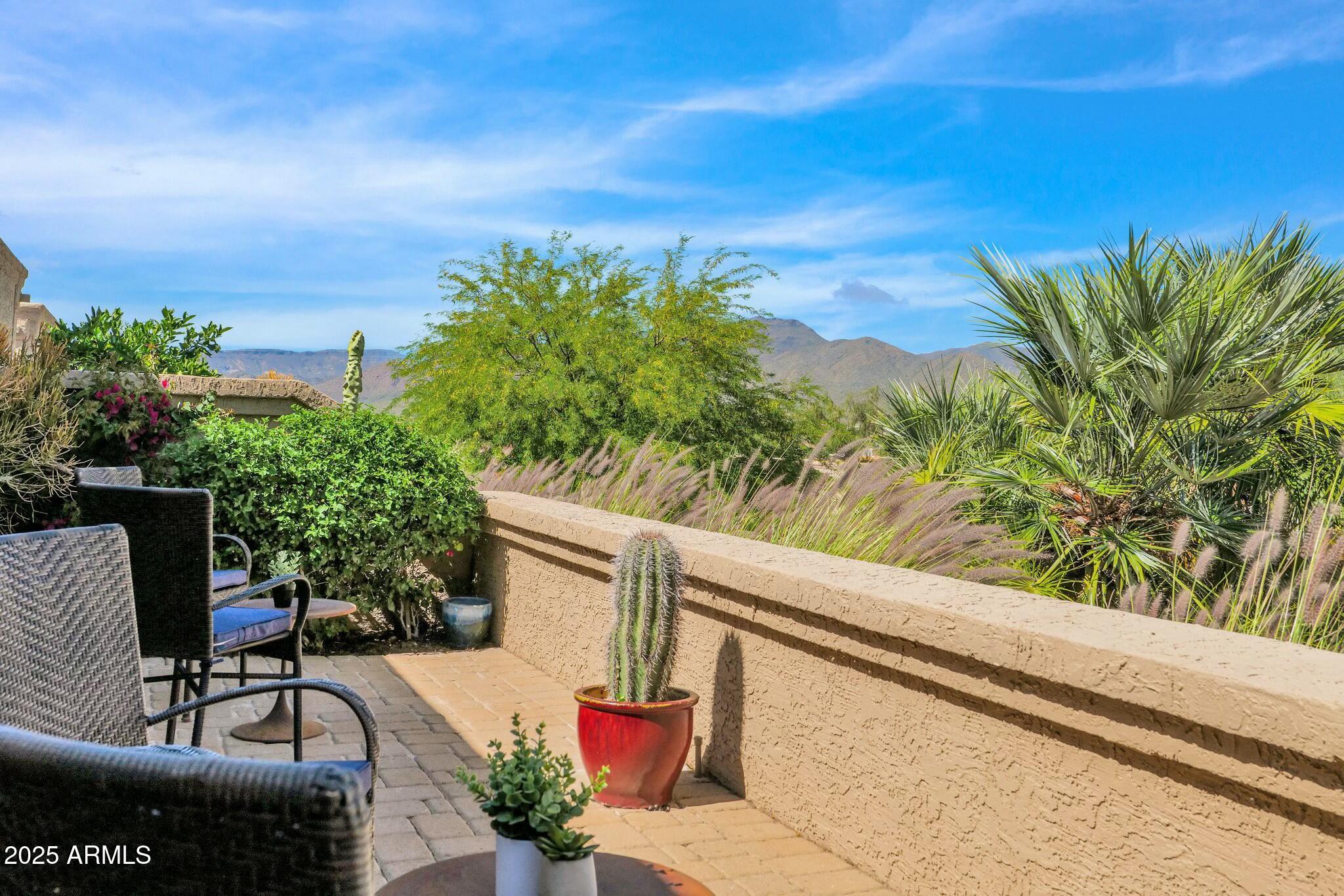 VILLA DEL SOL CONDOMINIUM - Residential