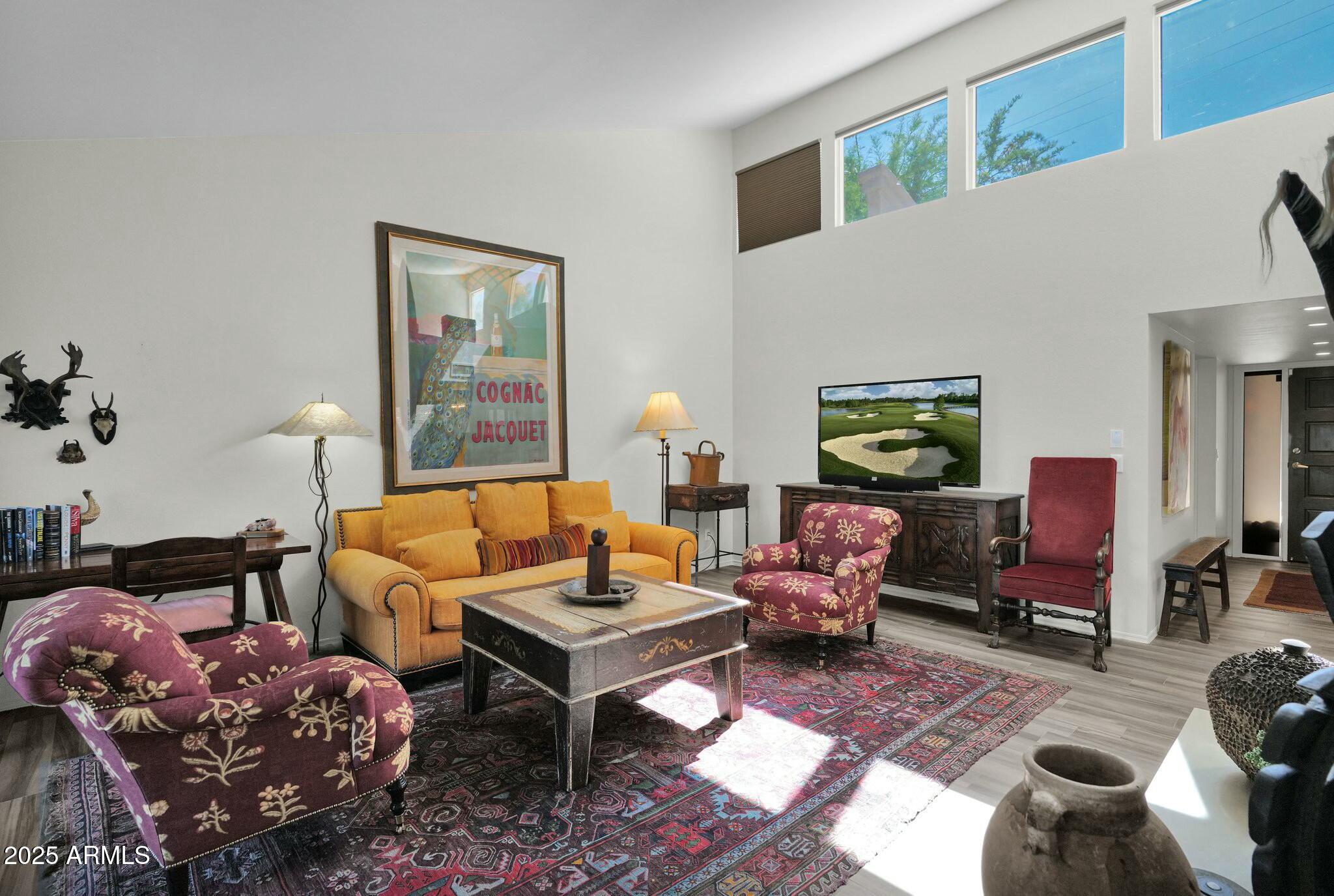 VILLA DEL SOL CONDOMINIUM - Residential