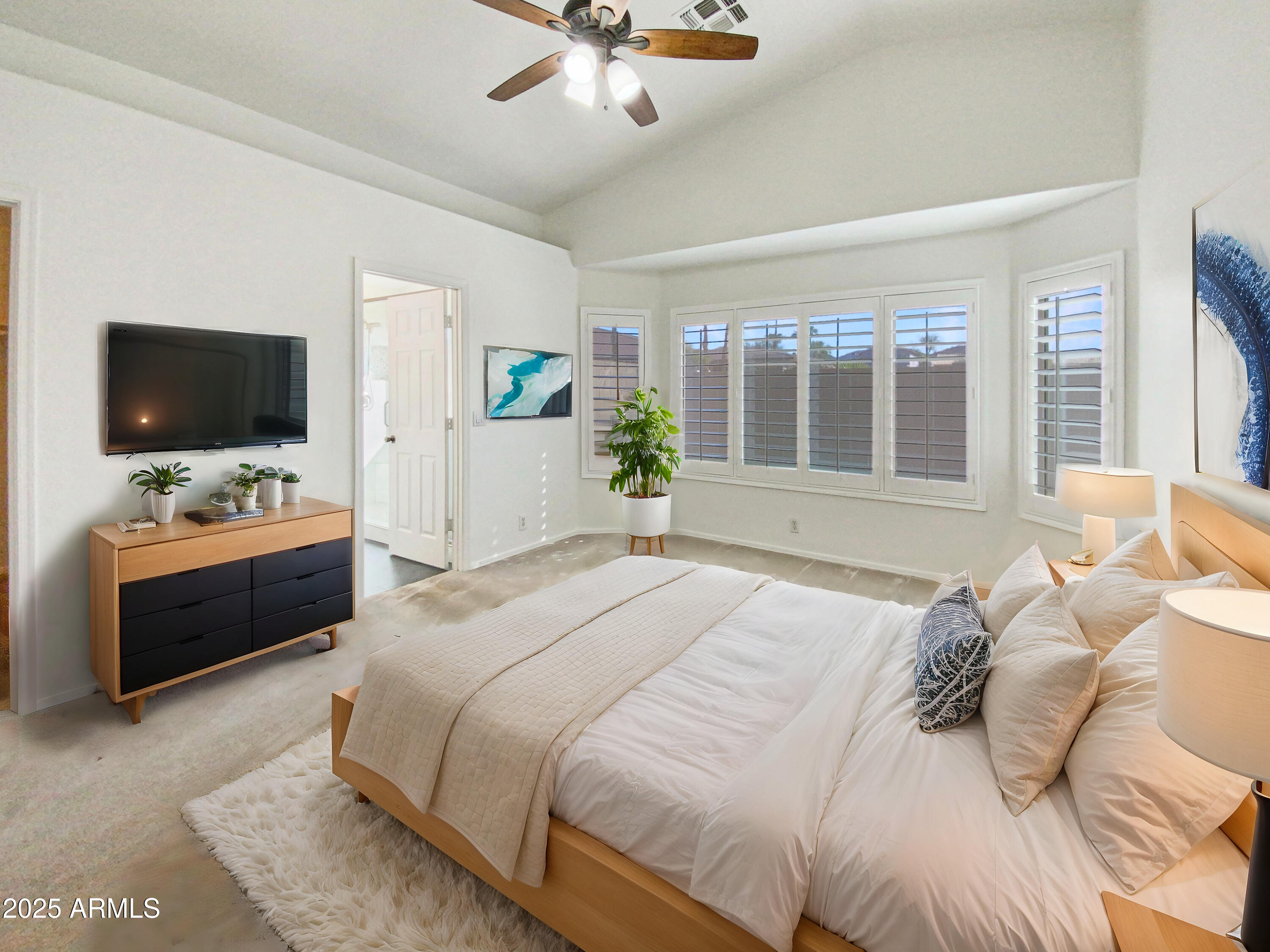 3527 N KASHMIR --