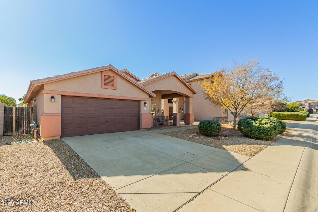 Photo of 43941 W Griffis Drive, Maricopa, AZ 85138 (MLS # 6959878)