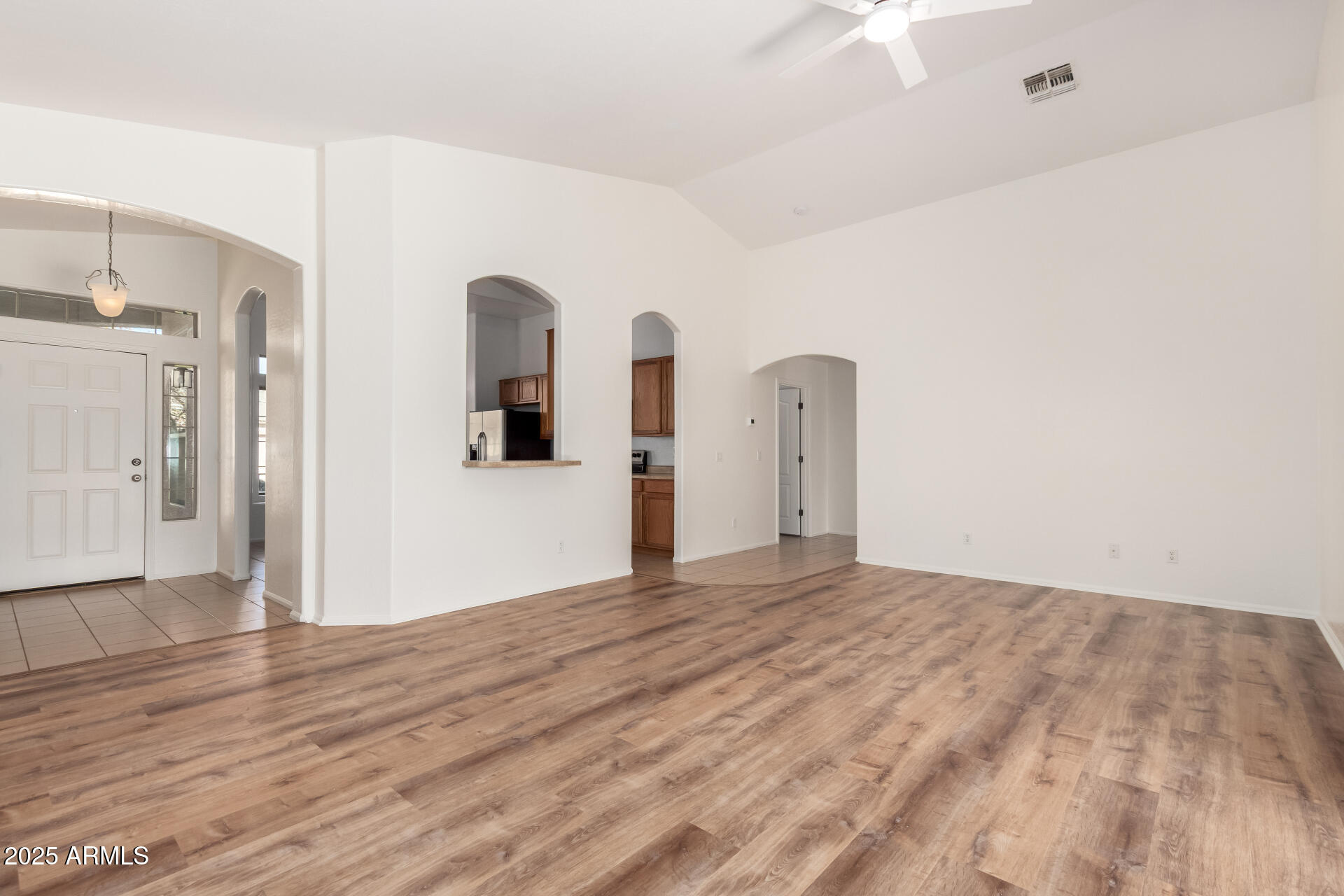 43941 W GRIFFIS Drive