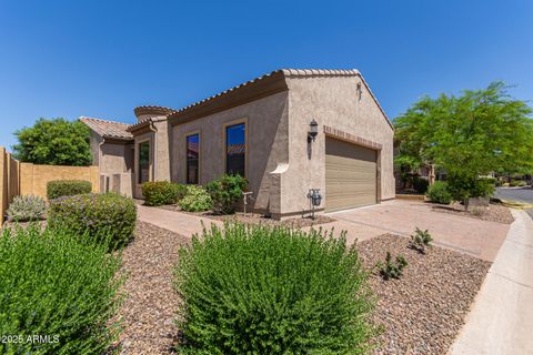 1824 N RED Cliff Mesa AZ 85207