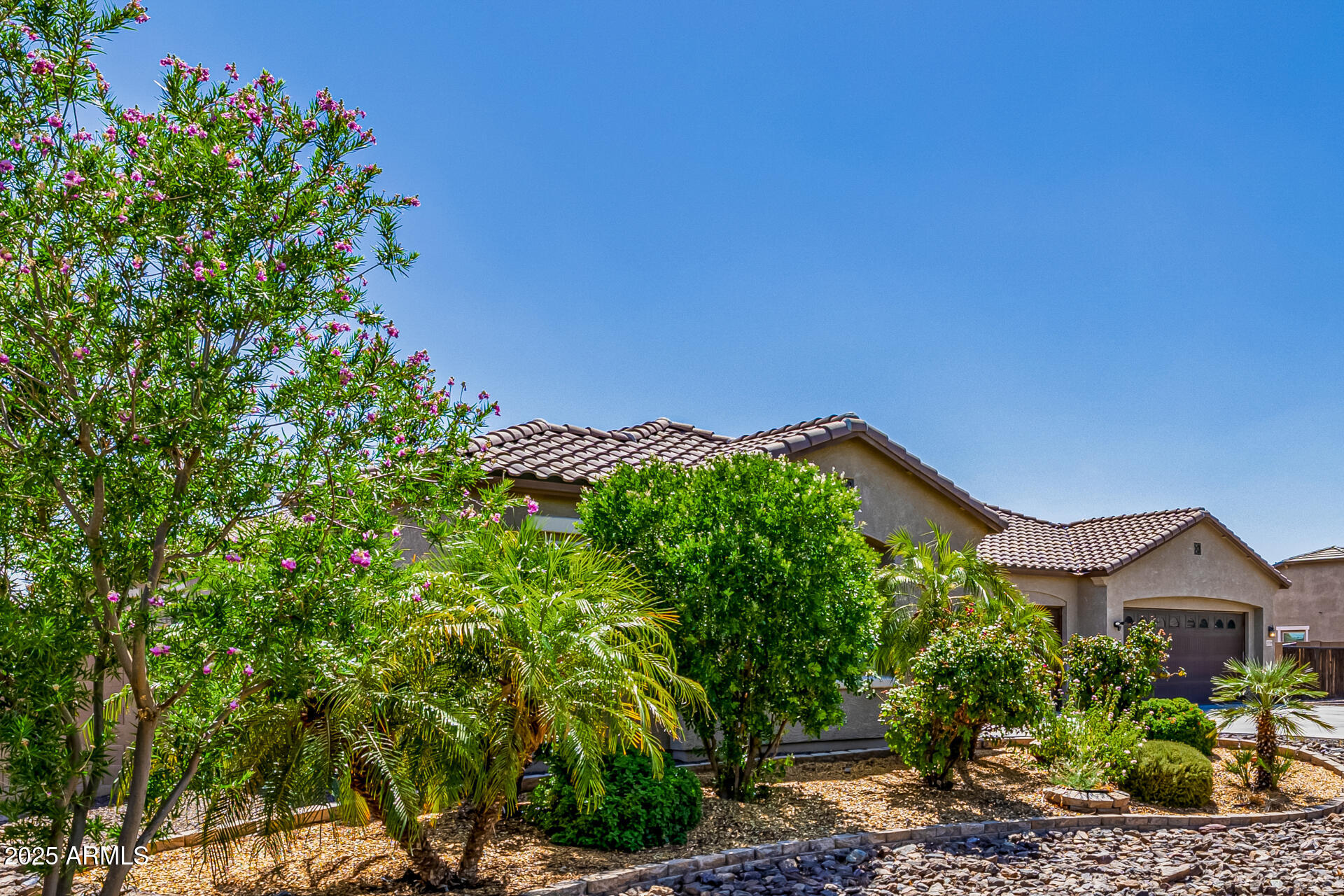 19789 E WILLOW Drive