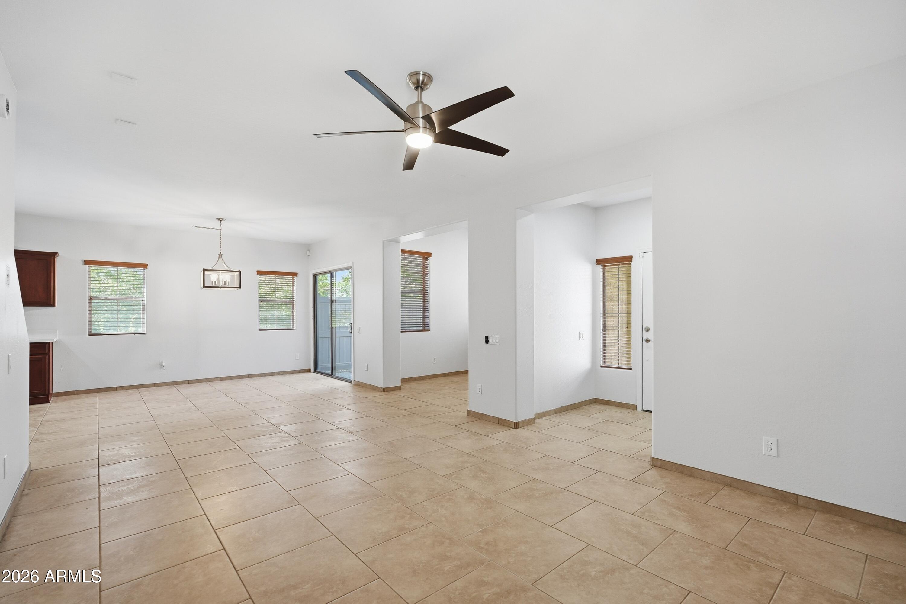 2151 W MONTE CRISTO Avenue