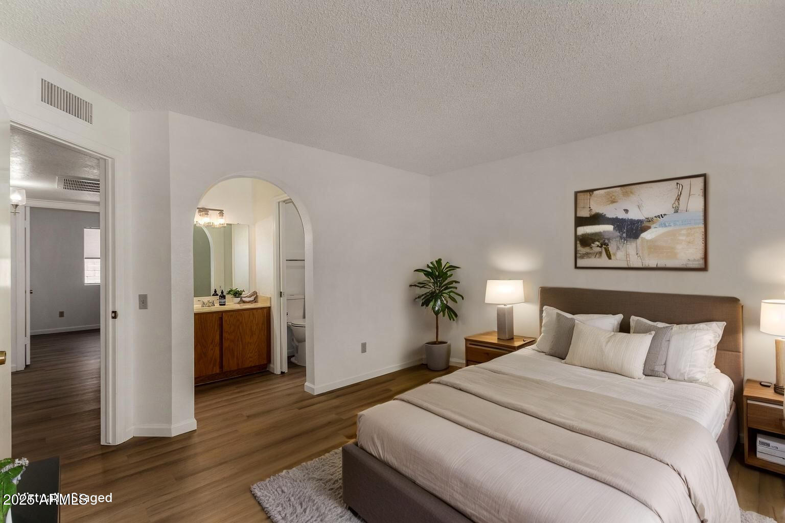 3146 W IRMA Lane