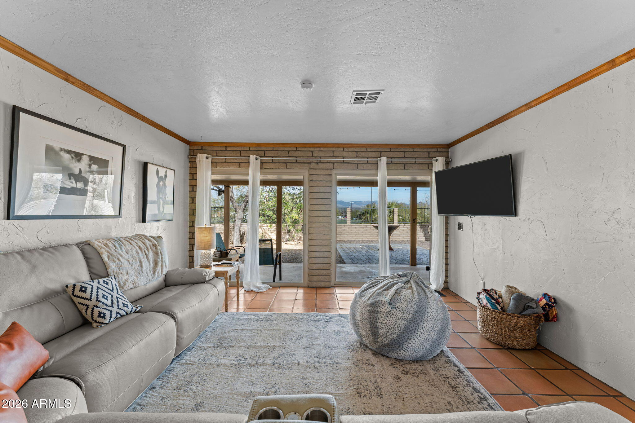 450 N LOS ALTOS Drive