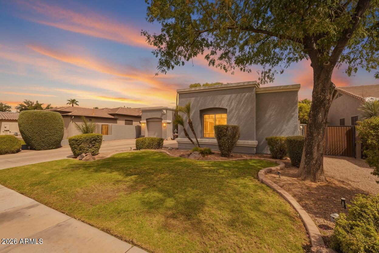 938 E Loma Vista Street
