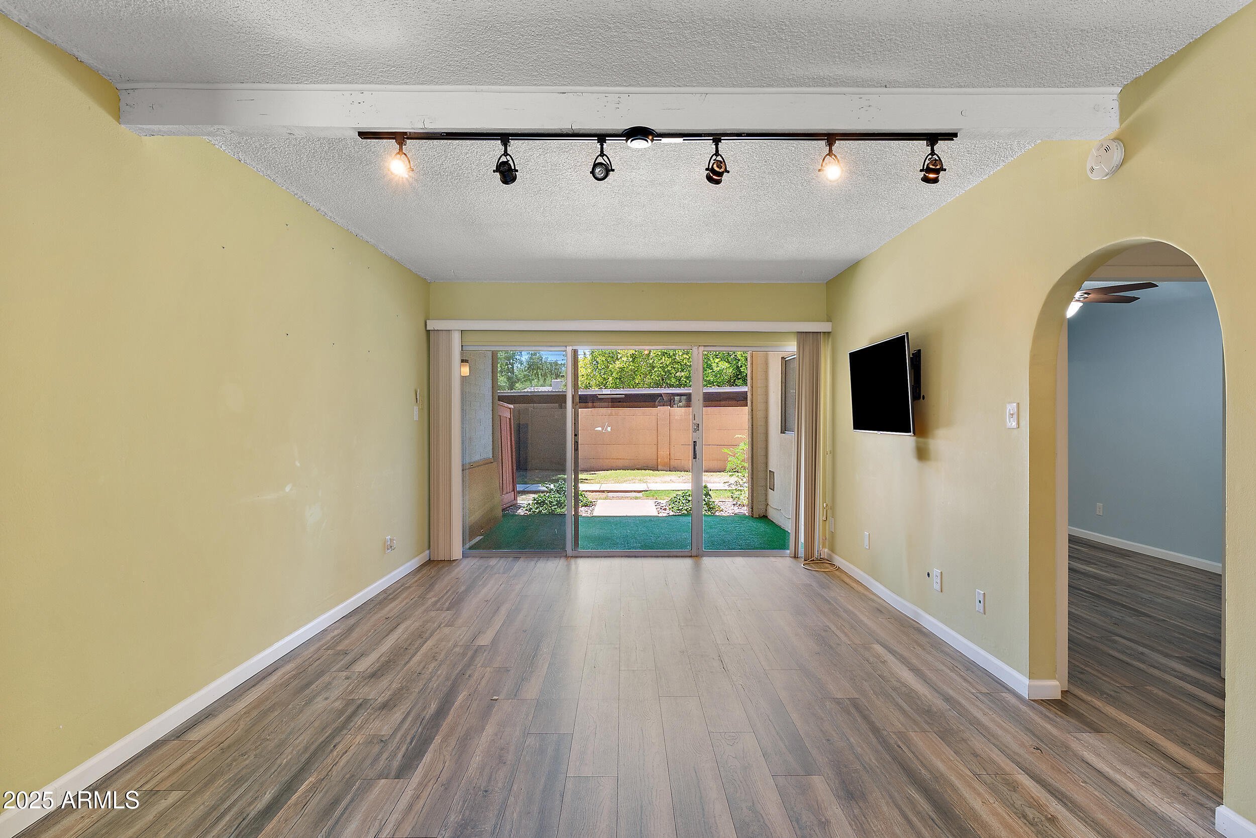 6125 E INDIAN SCHOOL Road 102