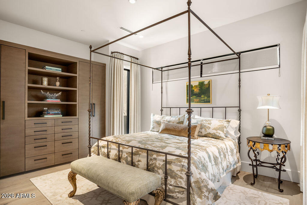 RITZ-CARLTON PARCEL B - Residential