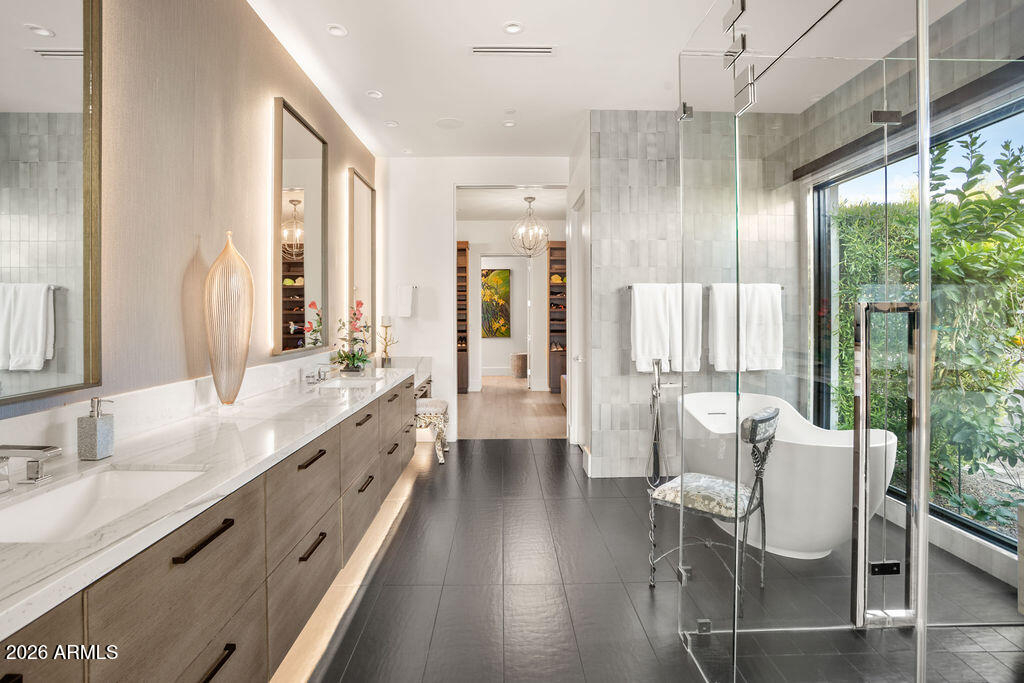 RITZ-CARLTON PARCEL B - Residential
