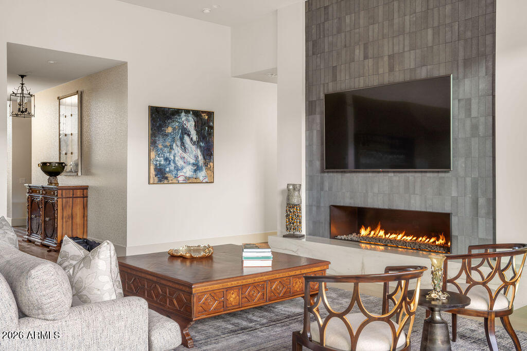 RITZ-CARLTON PARCEL B - Residential