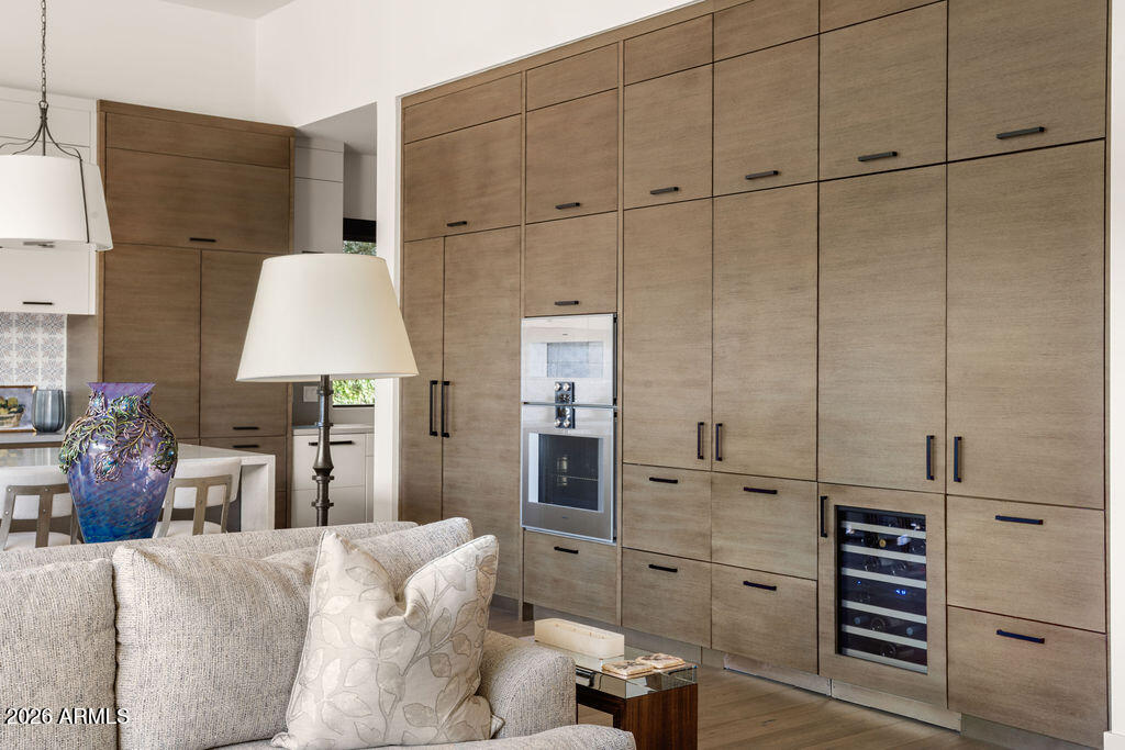 RITZ-CARLTON PARCEL B - Residential