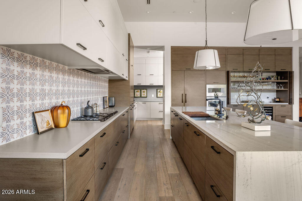 RITZ-CARLTON PARCEL B - Residential
