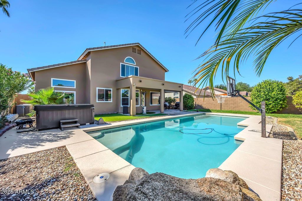 Photo of 1302 W Winchester Way, Chandler, AZ 85286 (MLS # 6930057)