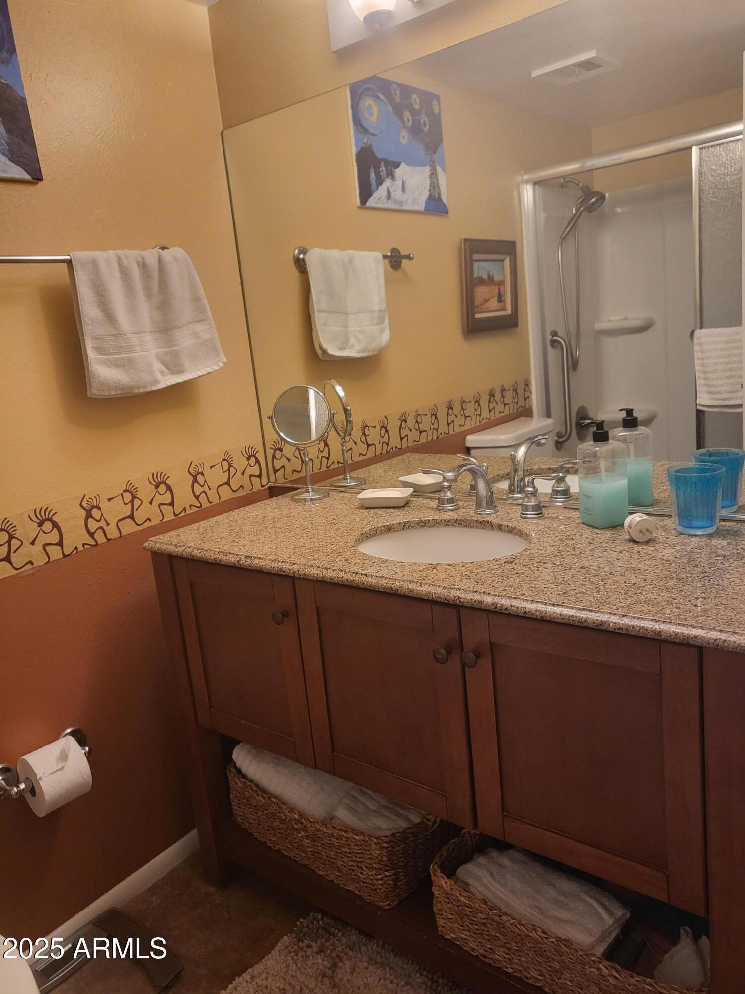 SCOTTSDALE EAST HOMES - Residential