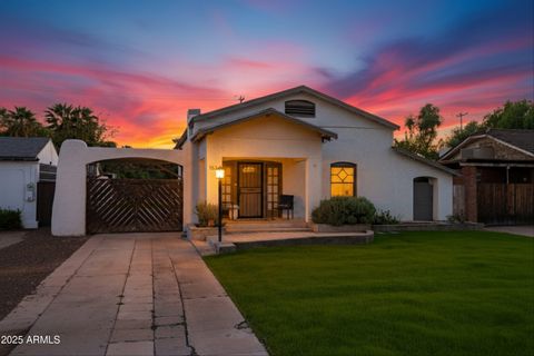 1637 E EARLL Drive Phoenix AZ 85016