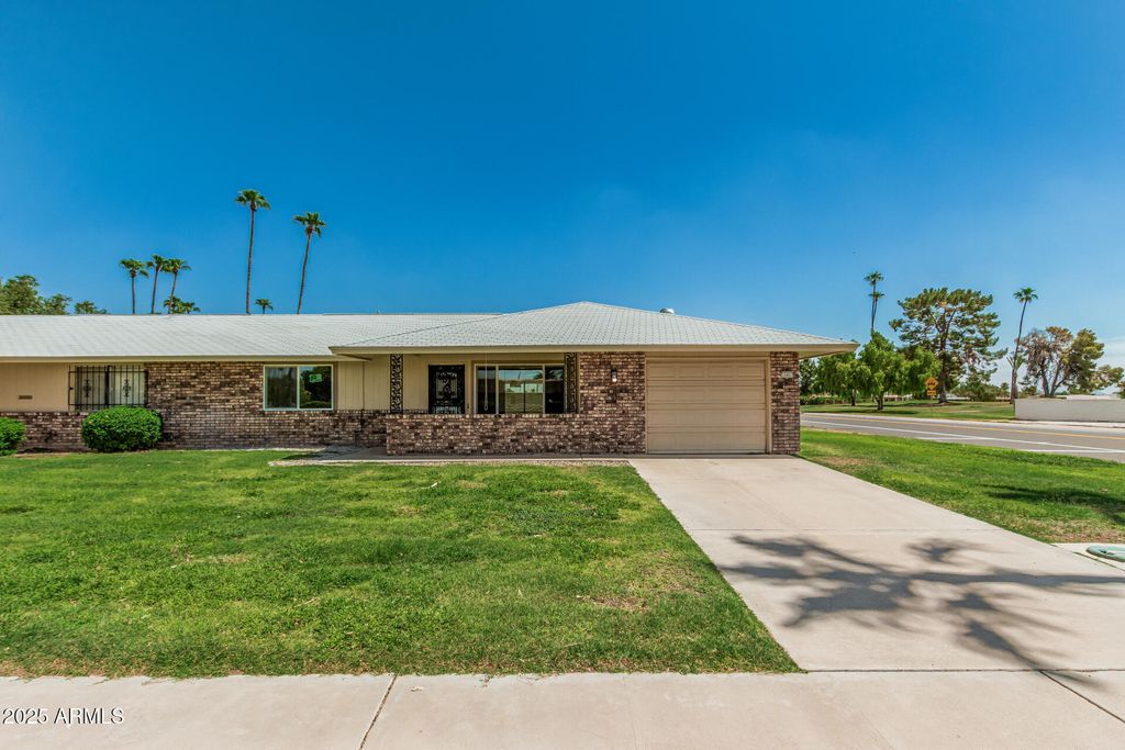 Photo of 15401 N Cameo Drive, Sun City, AZ 85351 (MLS # 6911796)