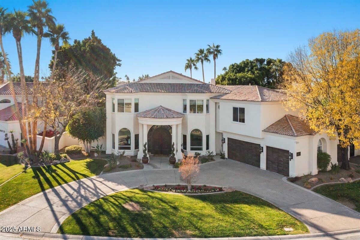 1519 E TREASURE COVE Drive