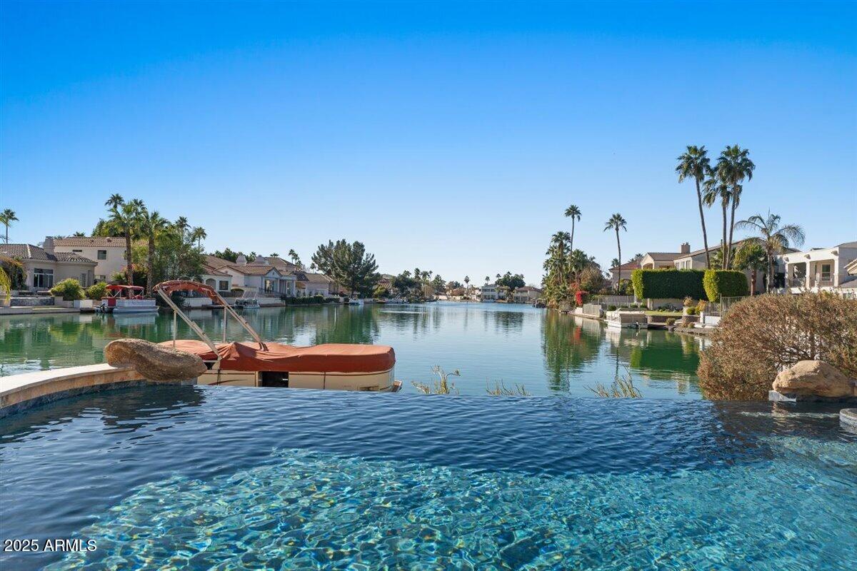 1519 E TREASURE COVE Drive