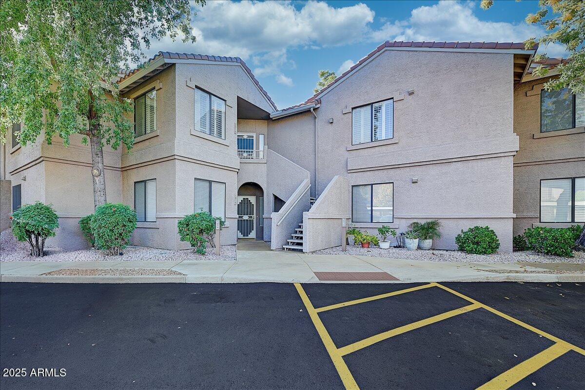 15151 N Frank Lloyd Wright Boulevard 1075