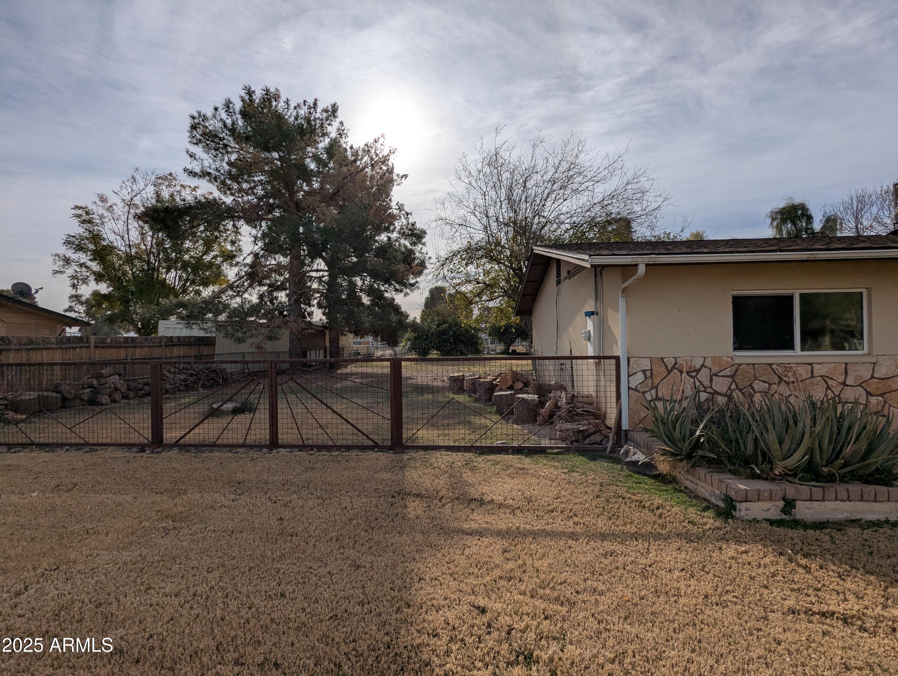 6511 W Fremont Road