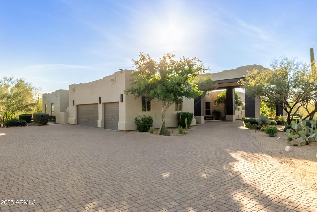 Photo of 9627 E Adobe Drive, Scottsdale, AZ 85255 (MLS # 6854441)