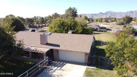 A home in Waddell