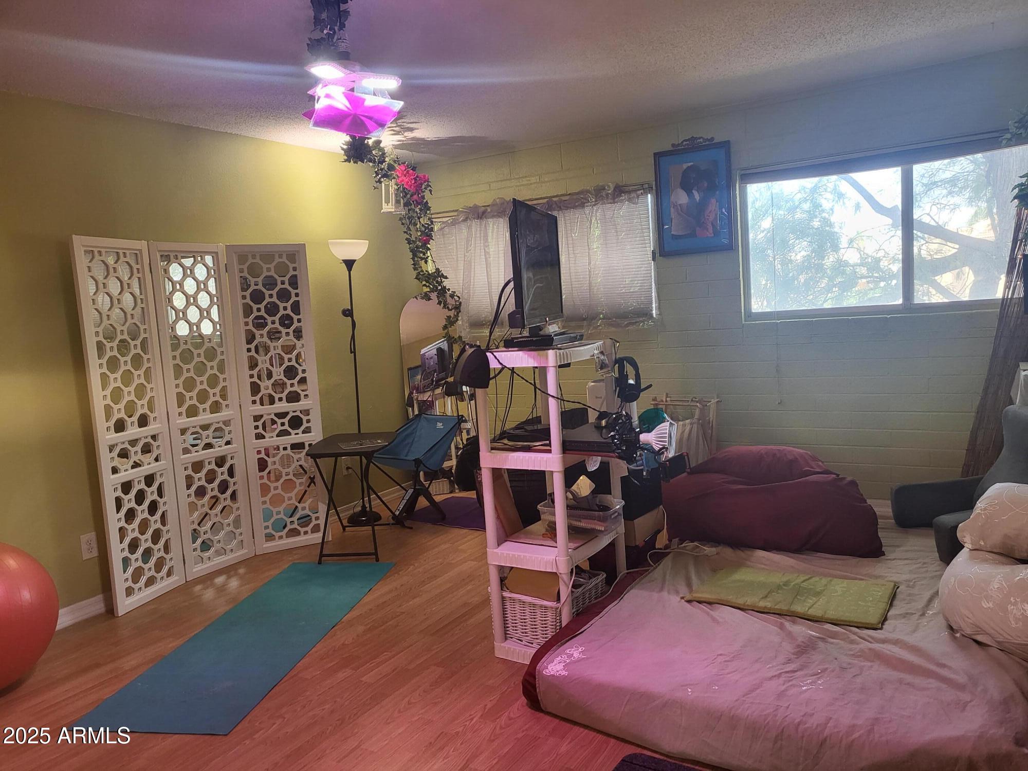 825 N HAYDEN Road C201