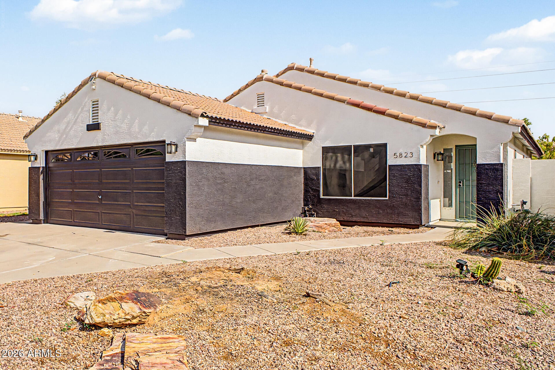 5823 E HOPI Circle